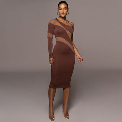 Gepersonaliseerde ene schouder midi jurk mode mesh perspectief scheef nek jurk sexy