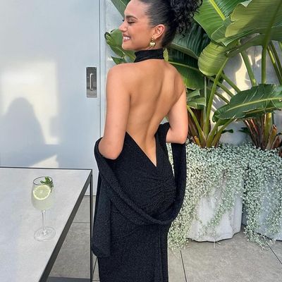 Mode temperament nieuwe sexy blockbuster halter halter slanke splitsing mouw lange heldere zijde jurk