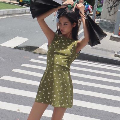 Straat stijl zomer zoete sexy rugloze ronde hals bloemige losse prinses rok Europa en de Verenigde Staten nieuwe jurk